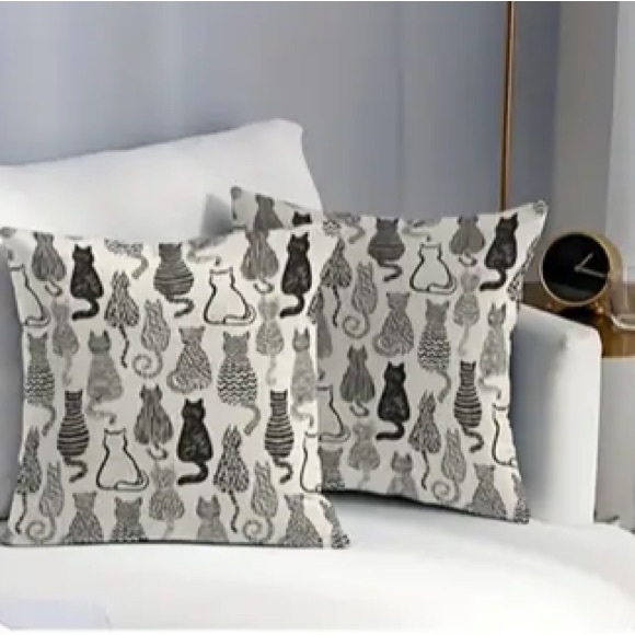 Kitten Throw Pillow Cover - Double-Sided / Abstract  Print Black & White - NWT - Picture 4 of 5